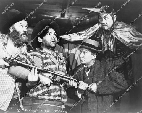 crp-16008 1941 Tiny Ward, Duke Ward, El Brendel, Bert Young short subject film Love at First Fright crp-16008