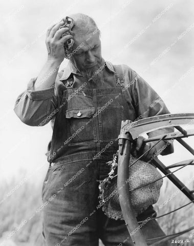 crp-16061 1939 Donald Douglas MGM short subject film Mark Carleton aka Forgotten Victory (Russia's Kubanke wheat) crp-16061