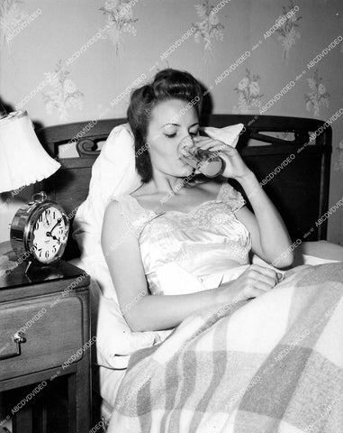 crp-16511 circa 1945 Janet Blair getting up or going to bed very early crp-16511