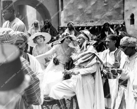 crp-16541 1919 Lou Tellegen, Geraldine Farrar, Edythe Chapman silent film Flame of the Desert crp-16541