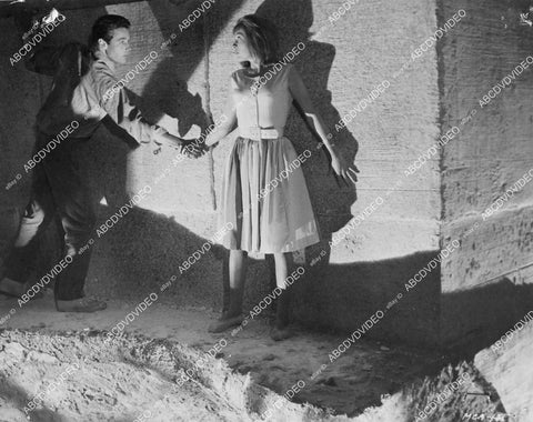 crp-01707 1963 Kerwin Mathews, Liliane Brousse Hammer film Maniac crp-01707