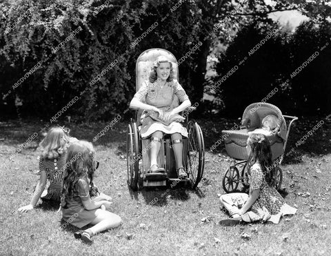 crp-17194 1940 Edith Fellows w the girls & dolls film Nobody's Children crp-17194