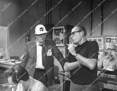 crp-17261 1969 director John Sturges w Gregory Peck film Marooned crp-17261