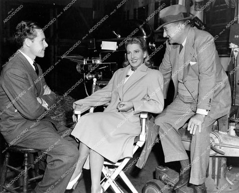 crp-17325 1943 director William A Seiter w Jean Arthur & Frank Ross film A Lady Takes a Chance crp-17325