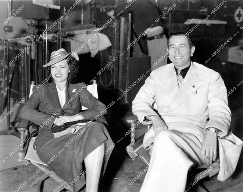 crp-17364 1937 director Malcolm St Clair & Rochelle Hudson on set film Born Reckless crp-17364