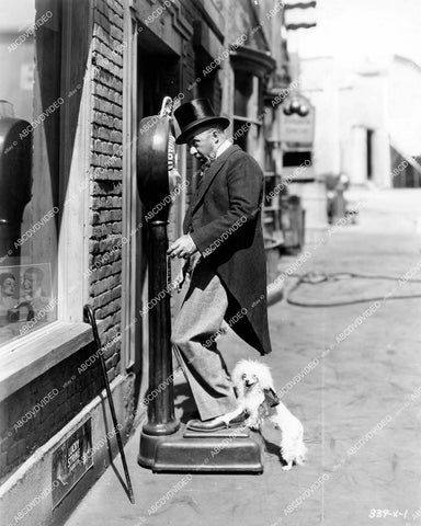 crp-17382 1928 J Farrell MacDonald and the dog on the scale silent film Bringing Up Father crp-17382