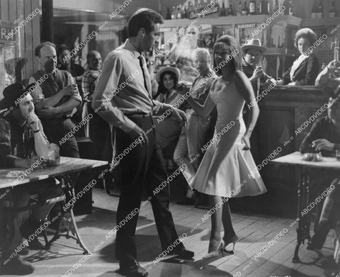 crp-01774 1963 Kerwin Mathews, Liliane Brousse dancing away Hammer film Maniac crp-01774