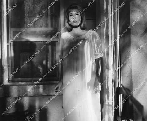 crp-01777 1963 Liliane Brousse in her nightgown Hammer film Maniac crp-01777