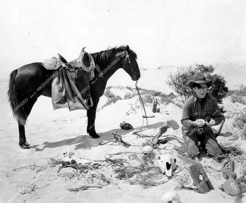 crp-17892 1921 Jack Perrin cowboy discovers gold short subject silent film Rim of the Desert crp-17892