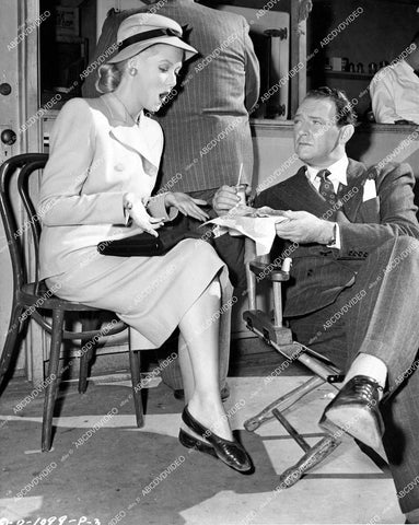 crp-18132 1946 candid Janis Carter & William Gargan on set film Night Editor crp-18132
