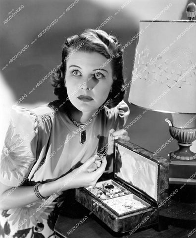 crp-18434 1940 Florence Rice & box of jewelery film Girl in 313 crp-18434