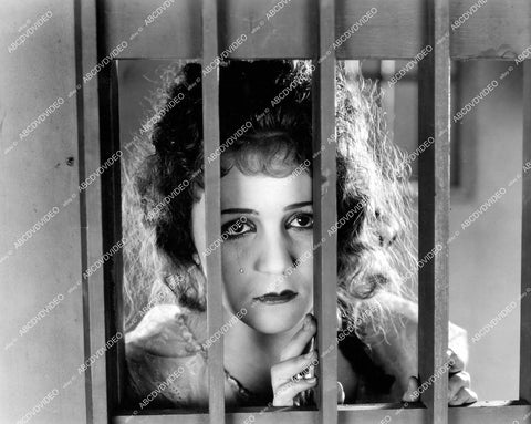 crp-18718 1922 Gladys Walton behind bars silent film Top o' the Morning crp-18718