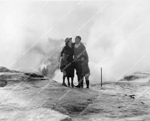 crp-18897 1923 Helene Chadwick, George Walsh vacation at Yellowstone National Park silent film Reno crp-18897