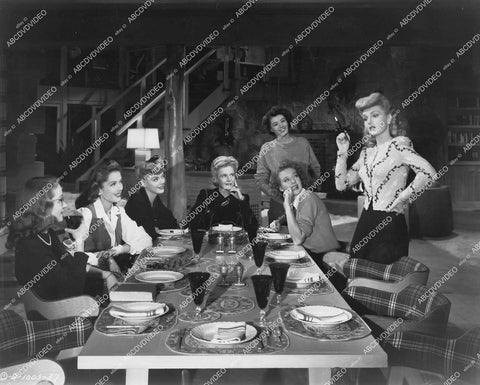 crp-18988 1944 Shirley Mills, Nina Foch, Jinx Falkenburg, Marcia Mae Jones, Evelyn Keyes, Leslie Brooks, Ann Harding, Jeff Donnell, Lynn Merrick film Nine Girls crp-18988