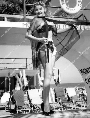 crp-19022 1953 sexy Hilda Estevez w long legs in bikini w new sheer beach coat crp-19022