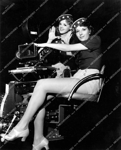 crp-19041 1941 cuties Helen Seaman & Beth Rennet check out movie camera on set film You'll Never Get Rich crp-19041