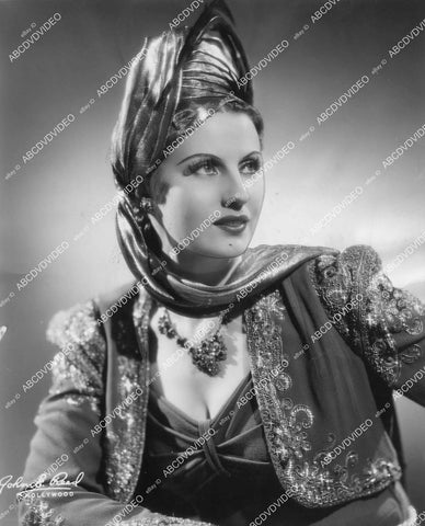 crp-01931 1941 chief aid to Dante the Magician the beautiful Moi Yo Miller portrait crp-01931