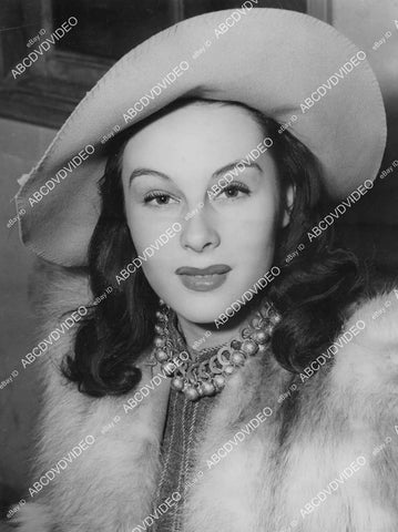 crp-01940 1941 news photo beautiful starlet Bunny Hartley attempts suicide police puzzled crp-01940
