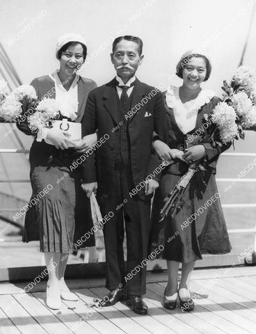 crp-02331 1931 Japanes Statesman Mayor of Tokyo Yukio Ozaki w daughters arrives San Francisco crp-02331