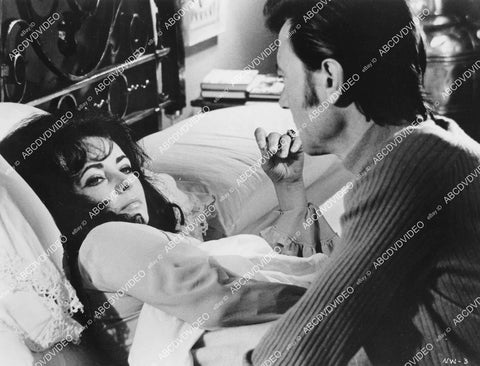 crp-02381 1973 Laurence Harvey, Elizabeth Taylor film Night Watch crp-02381
