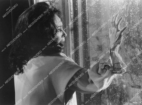 crp-02386 1973 Elizabeth Taylor at the rain drenched window film Night Watch crp-02386