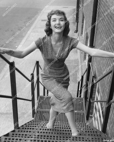 crp-02402 1957 lovely newcomer Jan Brooks on the fire escape crp-02402