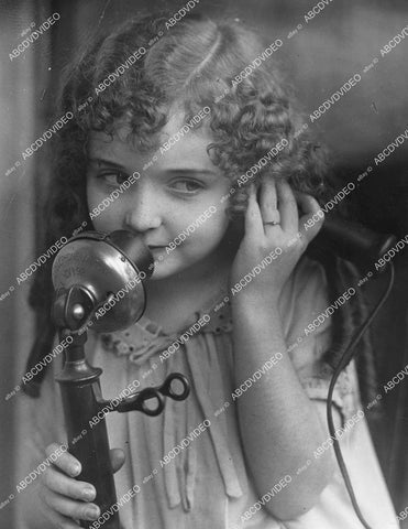 crp-02546 1930's cute little girl on vintage candlestick telephone crp-02546