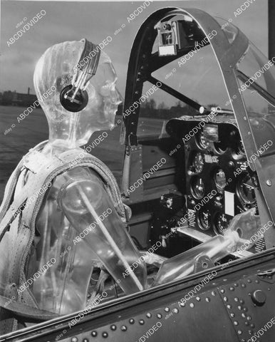 crp-02566 1944 WWII news photo "Plastacele" woman pilot configuring cockpits female proportions crp-02566