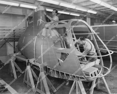 crp-02569 1950's aviation Milwaukee Nash Kelvinator engineers new R-6 Helicopter construction crp-02569