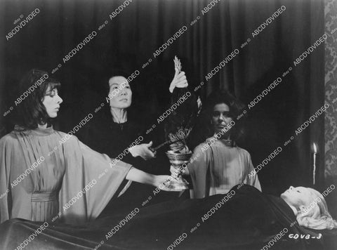 crp-02643 1978 Mia Martin, Finnuala O'Shannon, Pauline Pert, Maggie Fitzgerald film Count Dracula & His Vampire Bride crp-02643