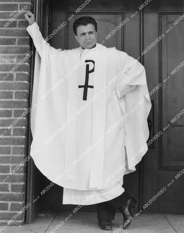 crp-02687 1985 man of the cloth Robert Blake TV Hell Town crp-02687