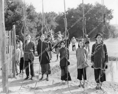 crp-02750 1945 brutal hanging scene film China's Little Devils crp-02750
