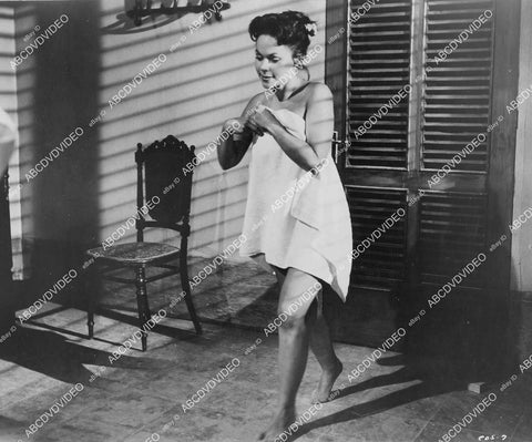 crp-02818 1960 naked Elisa Loti wrapped in a towel film Code of Silence crp-02818