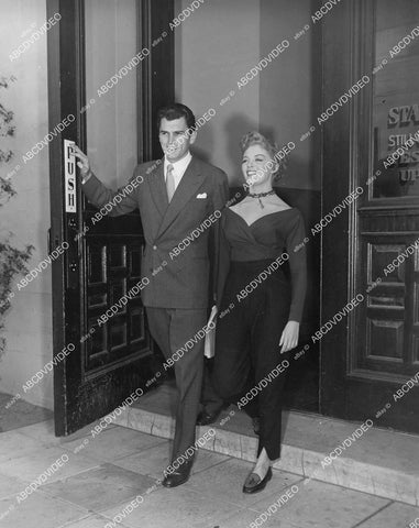 crp-02827 1950's candid Sheree North, Edmund Purdom crp-02827