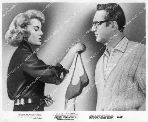 crp-00303 1960 Steve Allen gets a bra from Jayne Meadows film College Confidential crp-00303