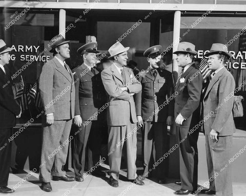 crp-03089 1942 Frank Sully, Pat O'Brien, Brian Donlevy, Frank Jenks film Two Yanks in Trinidad crp-03089