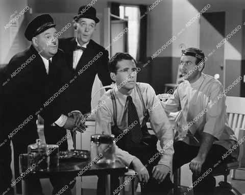 crp-03330 1941 Stan Laurel, Oliver Hardy, Dick Nelson, Ludwig Stossel film Great Guns crp-03330