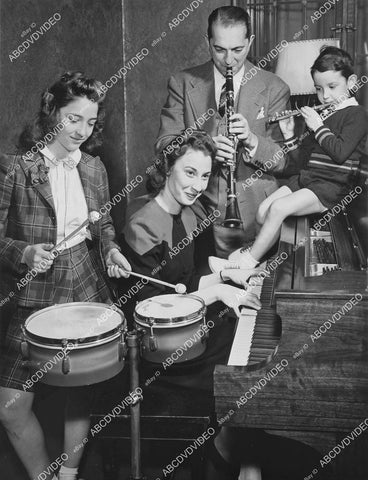 crp-03449 1942 Percy Faith & family NBC radio show Carnation Contented Hour crp-03449
