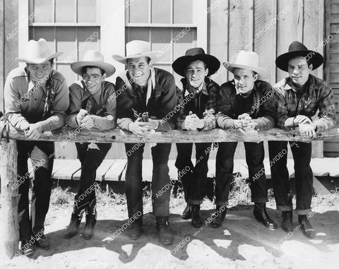 crp-03493 1942 Texas Jim Lewis, Charles Starrett, The Lone Star Cowboys film Pardon My Gun crp-03493