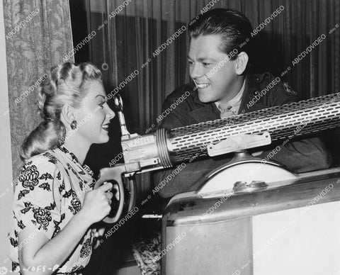 crp-03553 1944 Jane Frazee, Jimmy Lloyd at toy machine gun arcade game film She's a Sweetheart crp-03553
