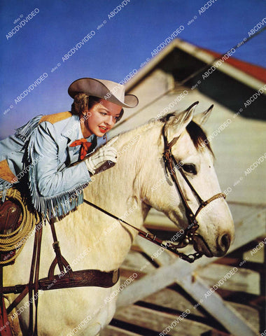 crp-03607 Dale Evans on her trusty horse Buttermilk crp-03607