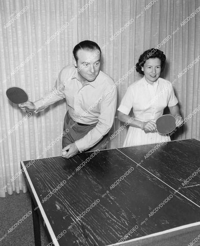 crp-03674 1950's Ralph Edwards and wife Barbara Jean Sheldon playing ping pong crp-03674