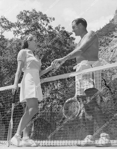 crp-03760 1938 Hallam Cooley & wife Elizabeth Bates vacation Yosemite National Park tennis courts crp-03760