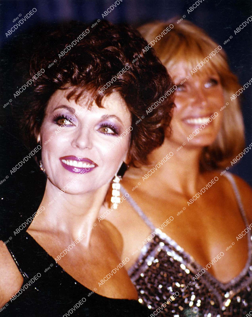 crp-03820 1980's candid Joan Collins, Linda Evans some TV event crp-03 ...