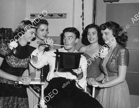 crp-03955 1949 Barbara Williamson & Helm, Milada Jarabek, Sheila Ross, Jerome Courtland does magic crp-03955