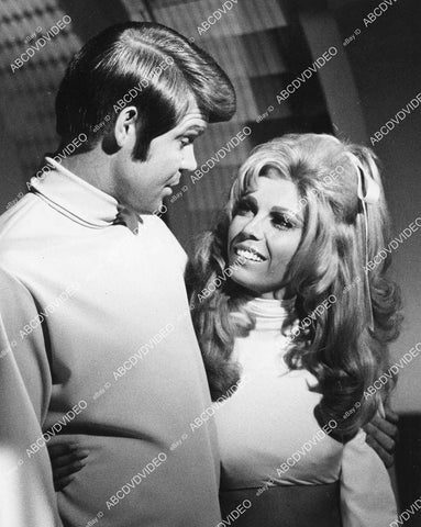 crp-04026 1960's music singers Glen Campbell, Nancy Sinatra TV The Glen Campbell Show crp-04026
