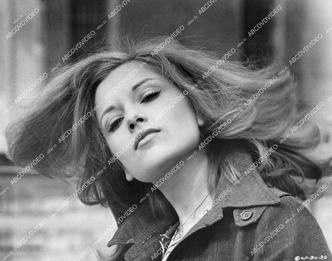 crp-04045 1971 pretty Nicole Calfan film The Burglars crp-04045