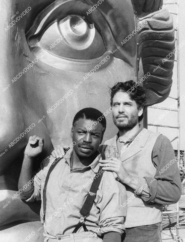 crp-04184 1986 Chris Sarandon, LeVar Burton building Statue of Liberty docudrama TVM Liberty crp-04184