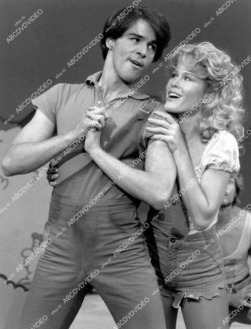 crp-04220 1978 Stephen Burns, sexy Debra Feuer in daisy dukes TVM Li'l Abner in Dogpatch Today crp-04220