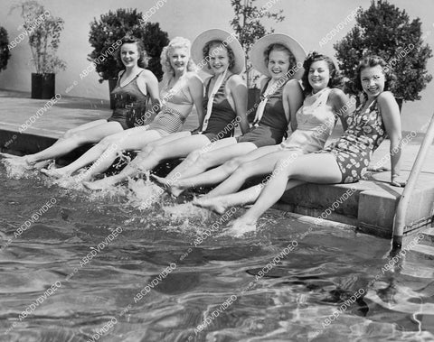 crp-04396 1938 Linda parker, Ethelreda Leopold, Mitzie Uehlien in pool short subject Double Diving crp-04396